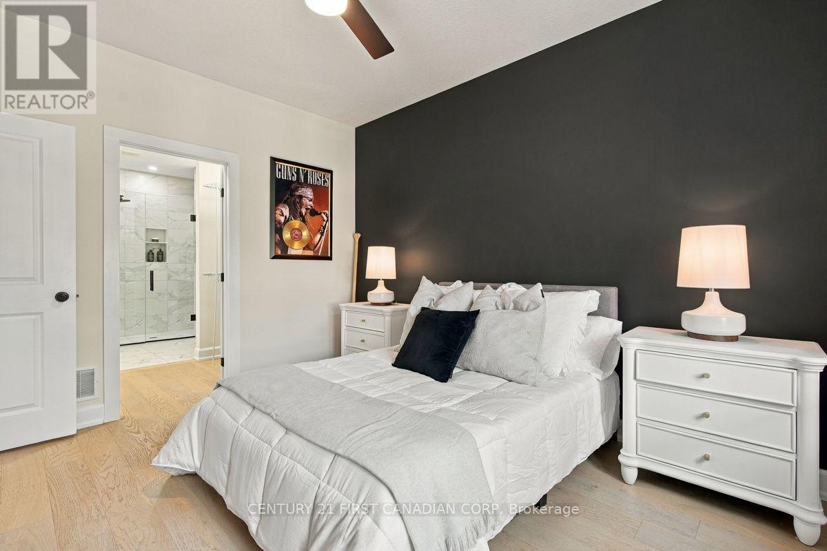 12 Briscoe Crescent Property Photo 21