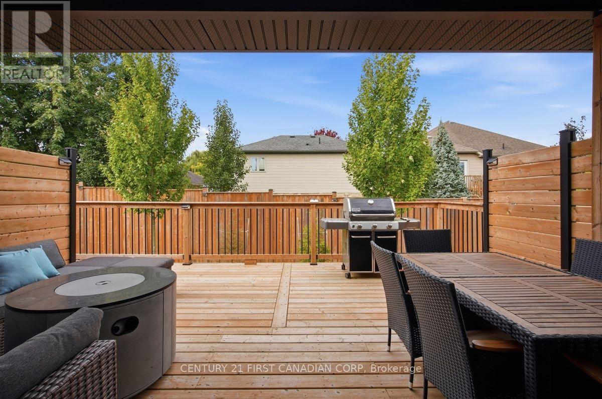 12 Briscoe Crescent Property Photo 38