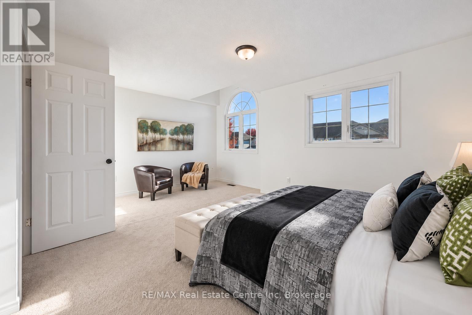 6 Revell Drive Property Photo 10