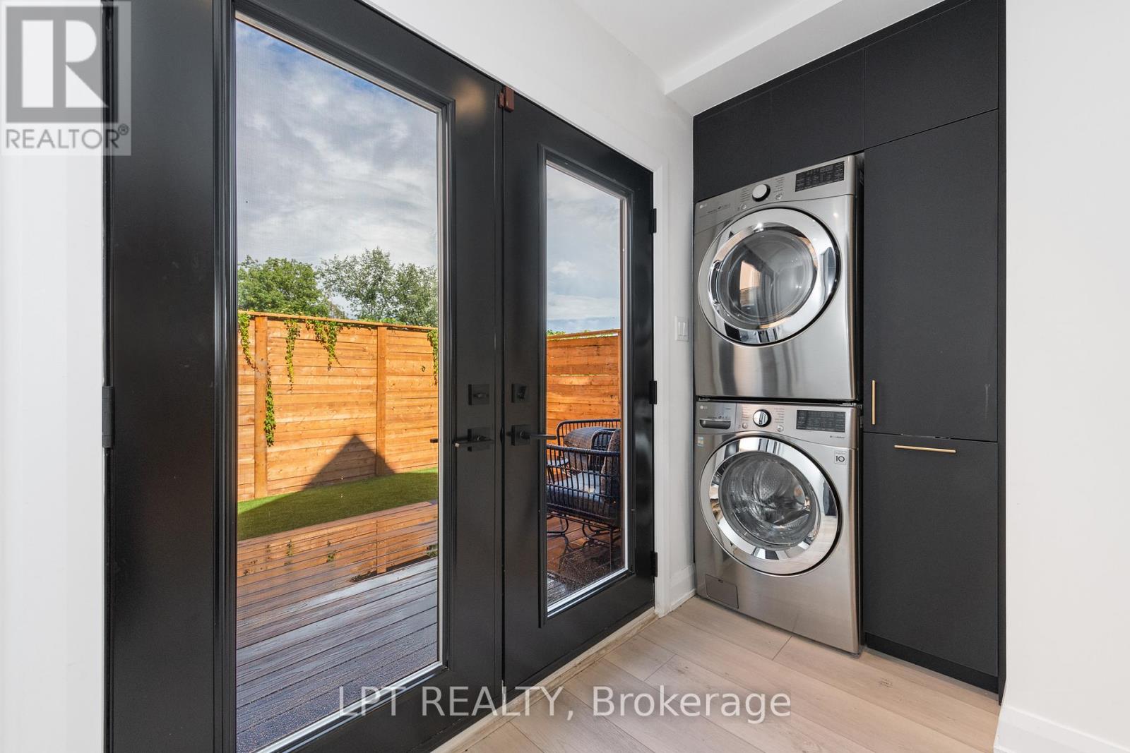 323 Booth Street Property Photo 19