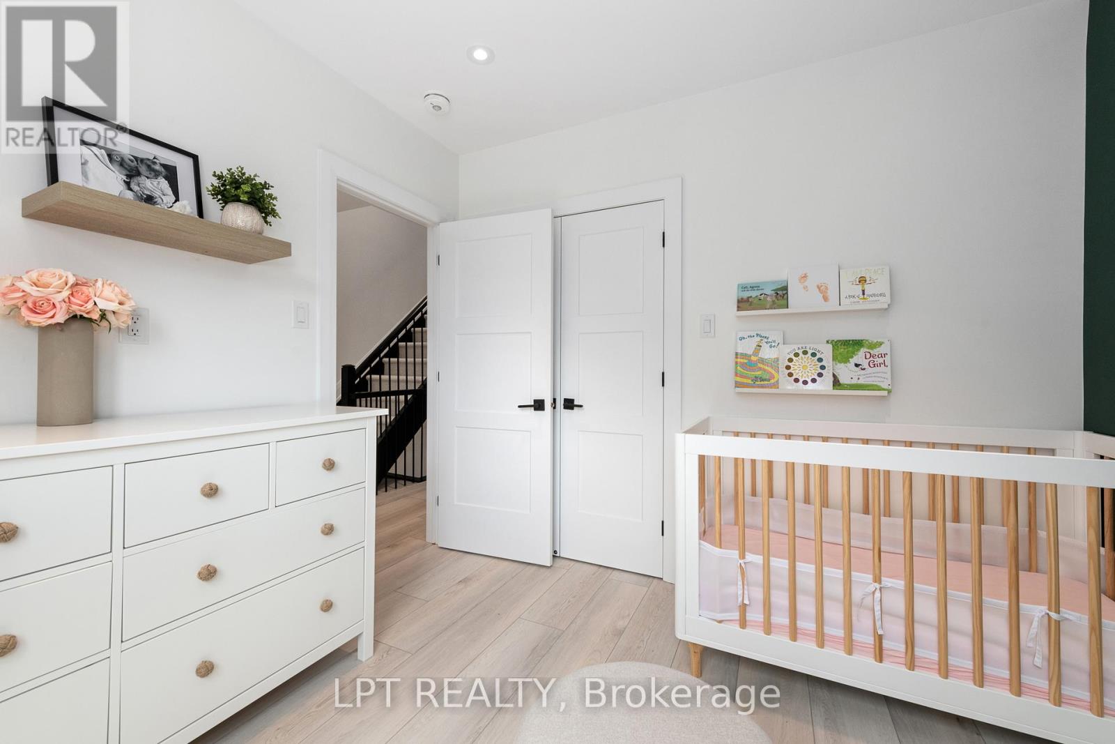 323 Booth Street Property Photo 26