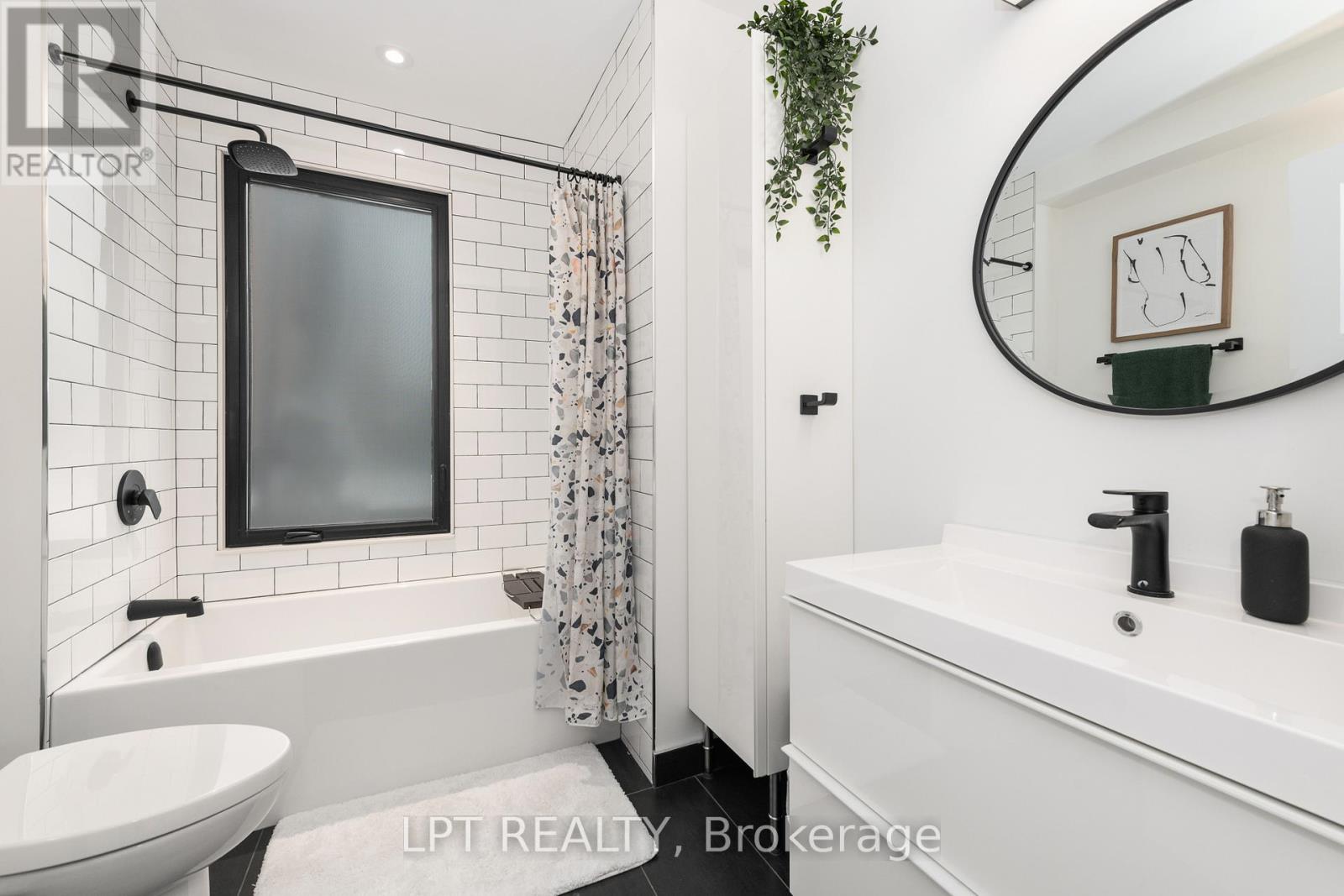 323 Booth Street Property Photo 32