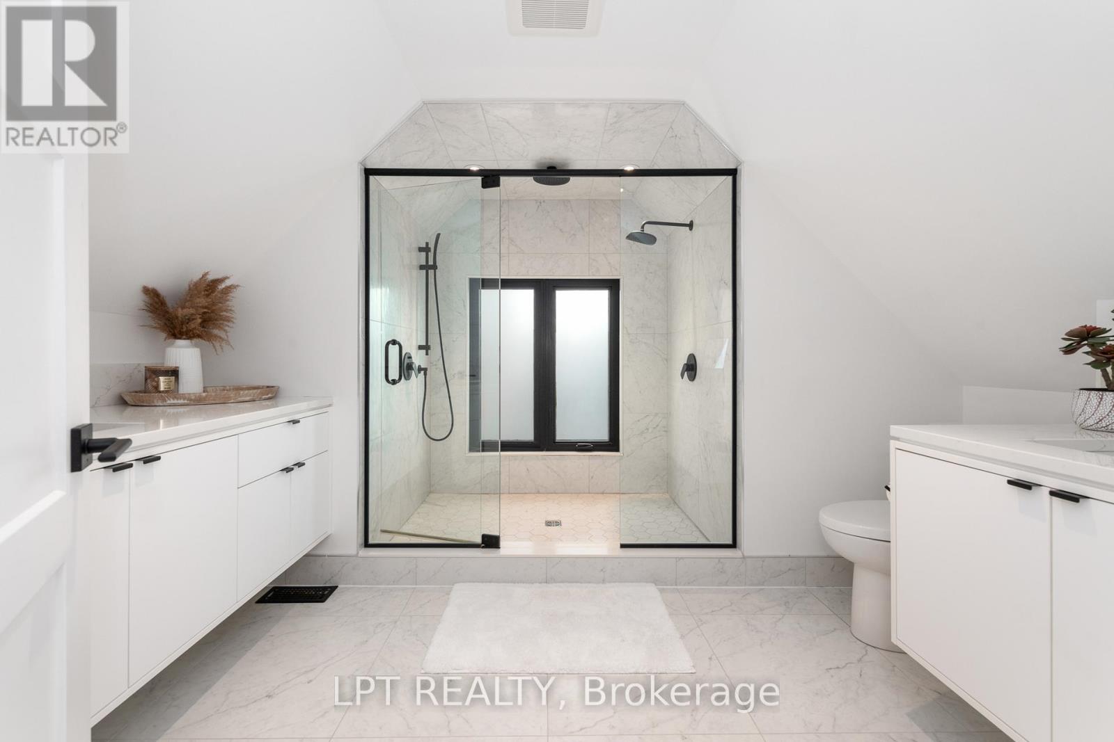 323 Booth Street Property Photo 38