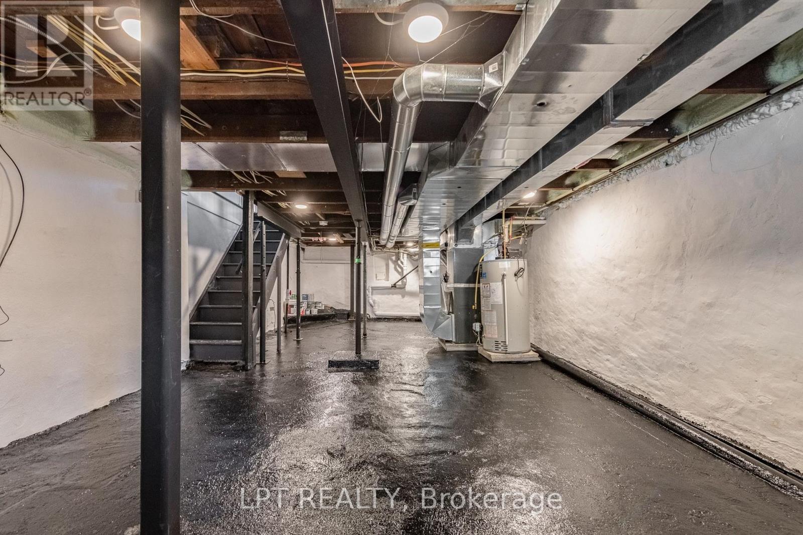 323 Booth Street Property Photo 41