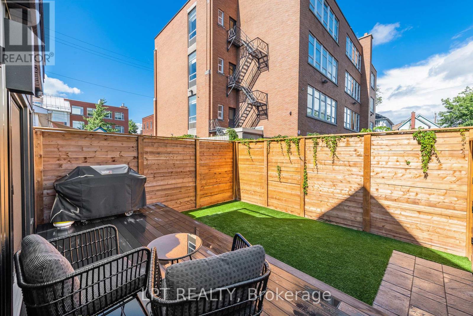 323 Booth Street Property Photo 45