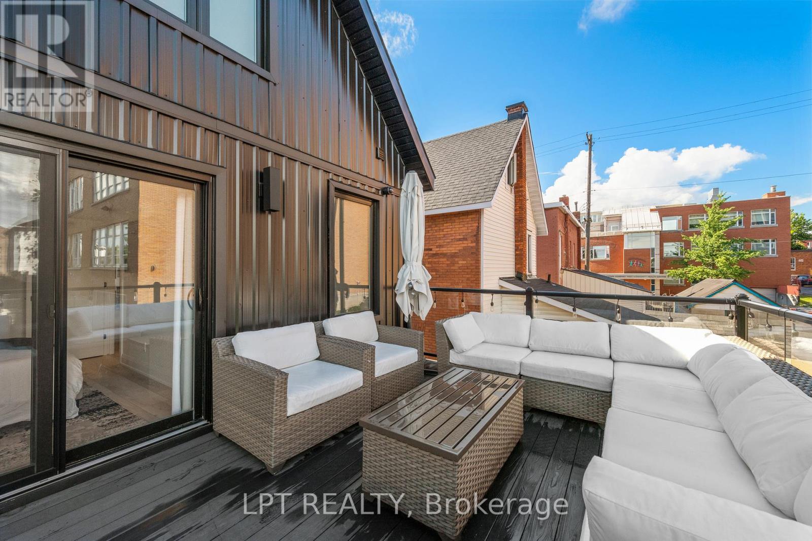323 Booth Street Property Photo 48