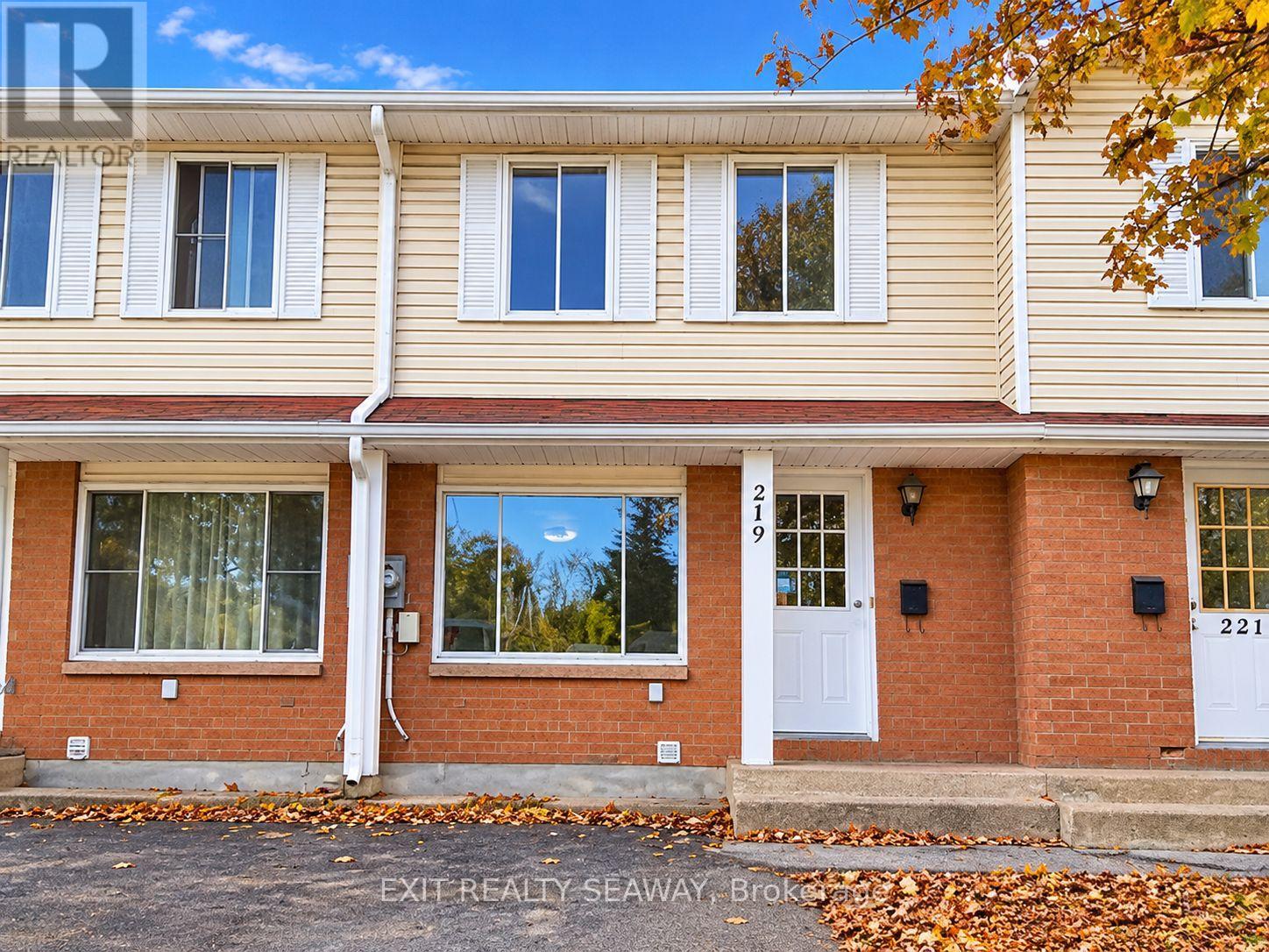 219 Lemay Street Property Photo 1