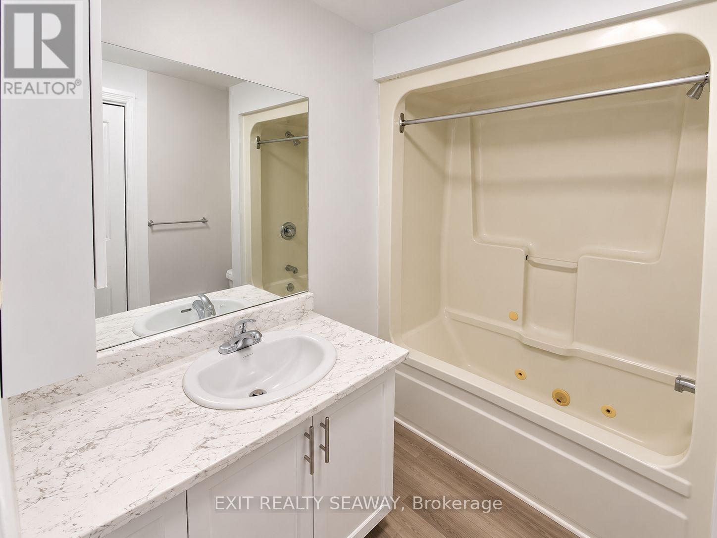219 Lemay Street Property Photo 19
