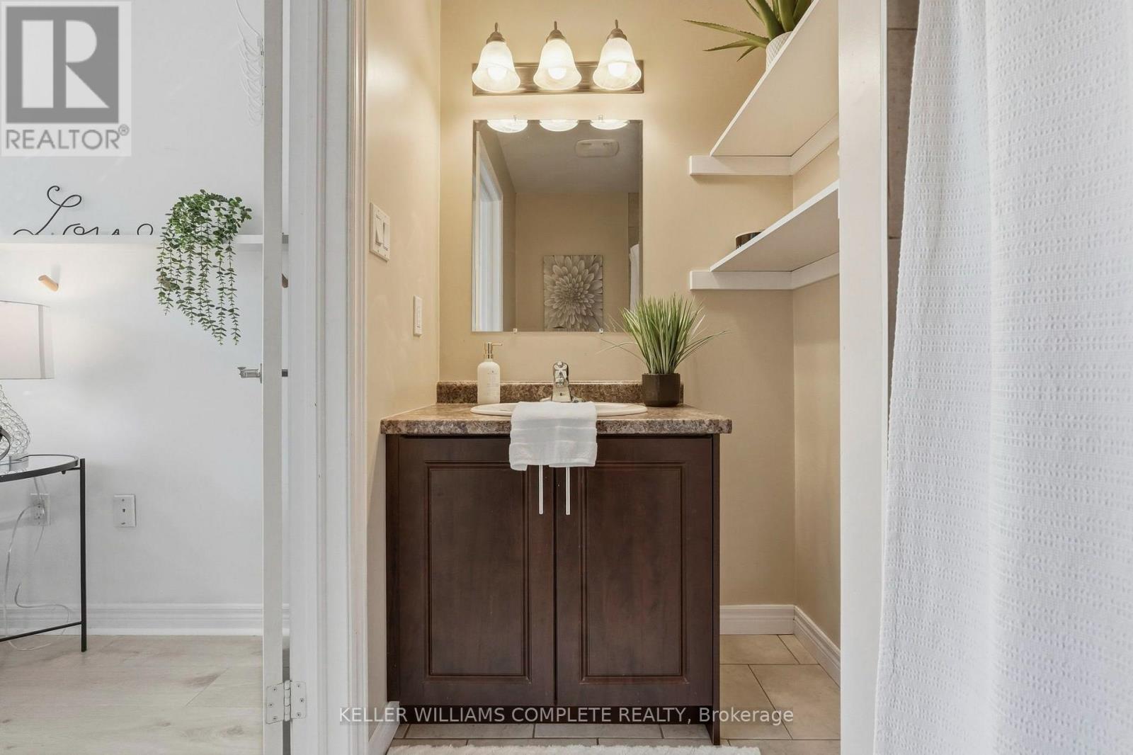 113 - 20 Mcconkey Crescent Property Photo 16