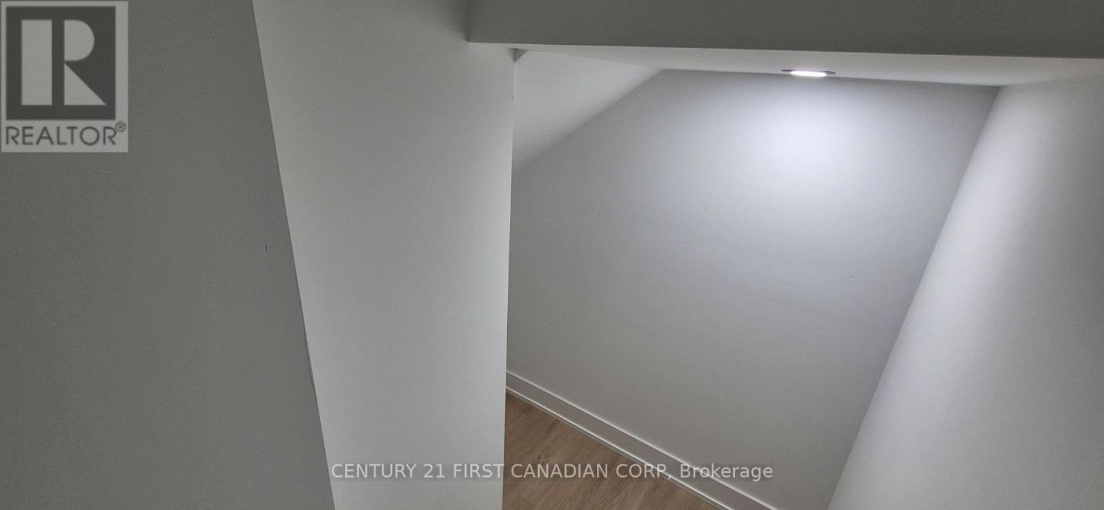 6663 Royal Magnolia Avenue Property Photo 7