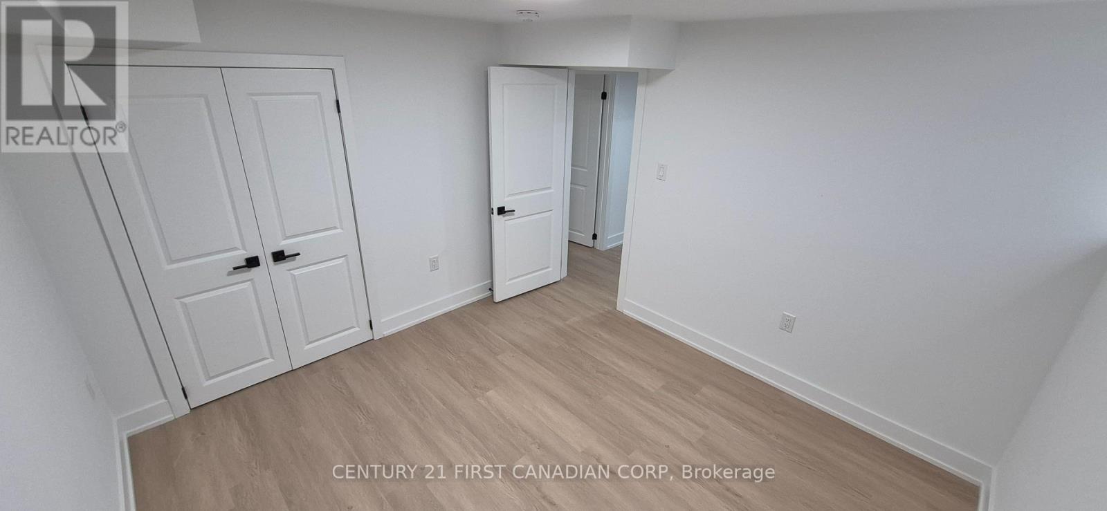 6663 Royal Magnolia Avenue Property Photo 9