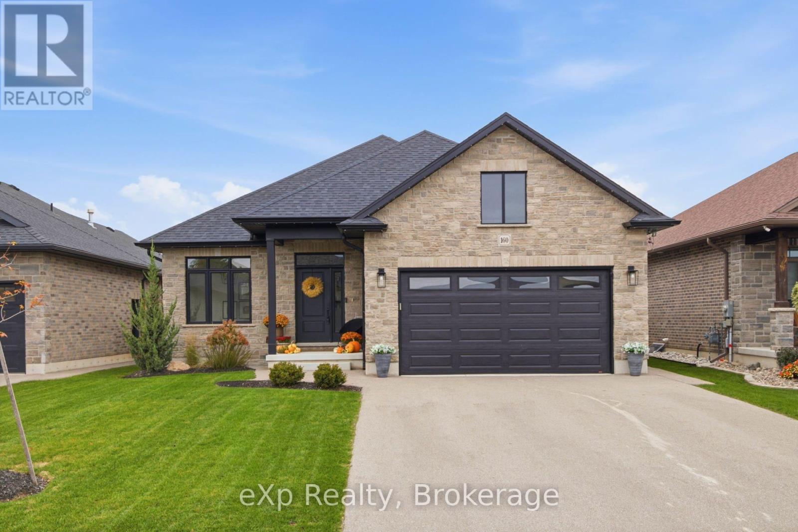 160 Orr Street Property Photo 1