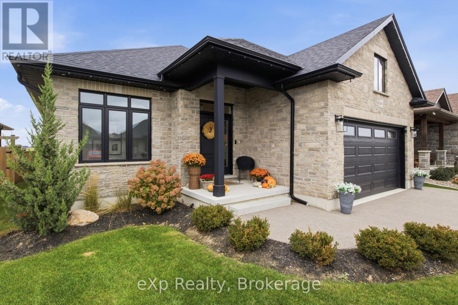 160 Orr Street Property Photo 4