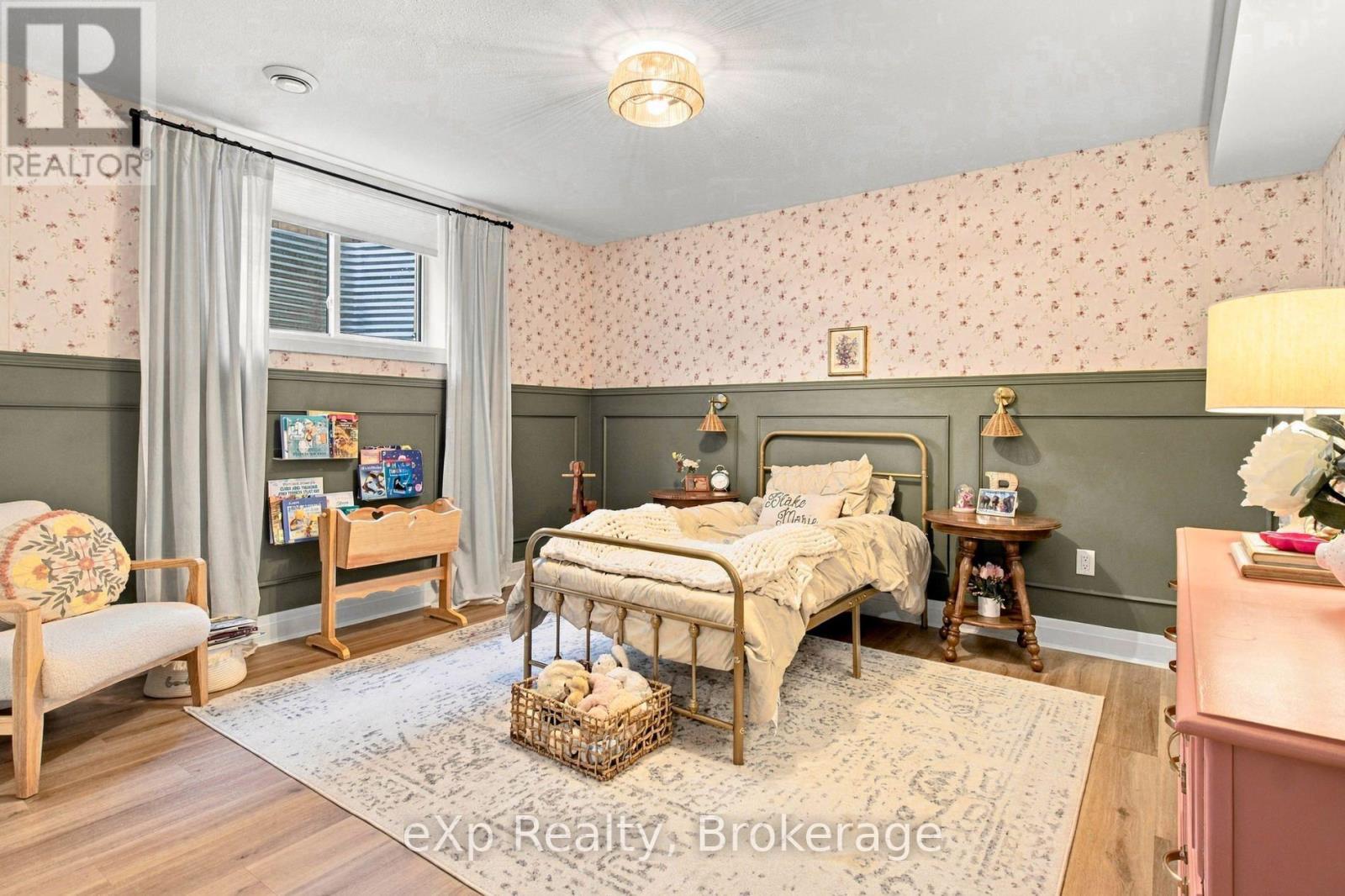 160 Orr Street Property Photo 30