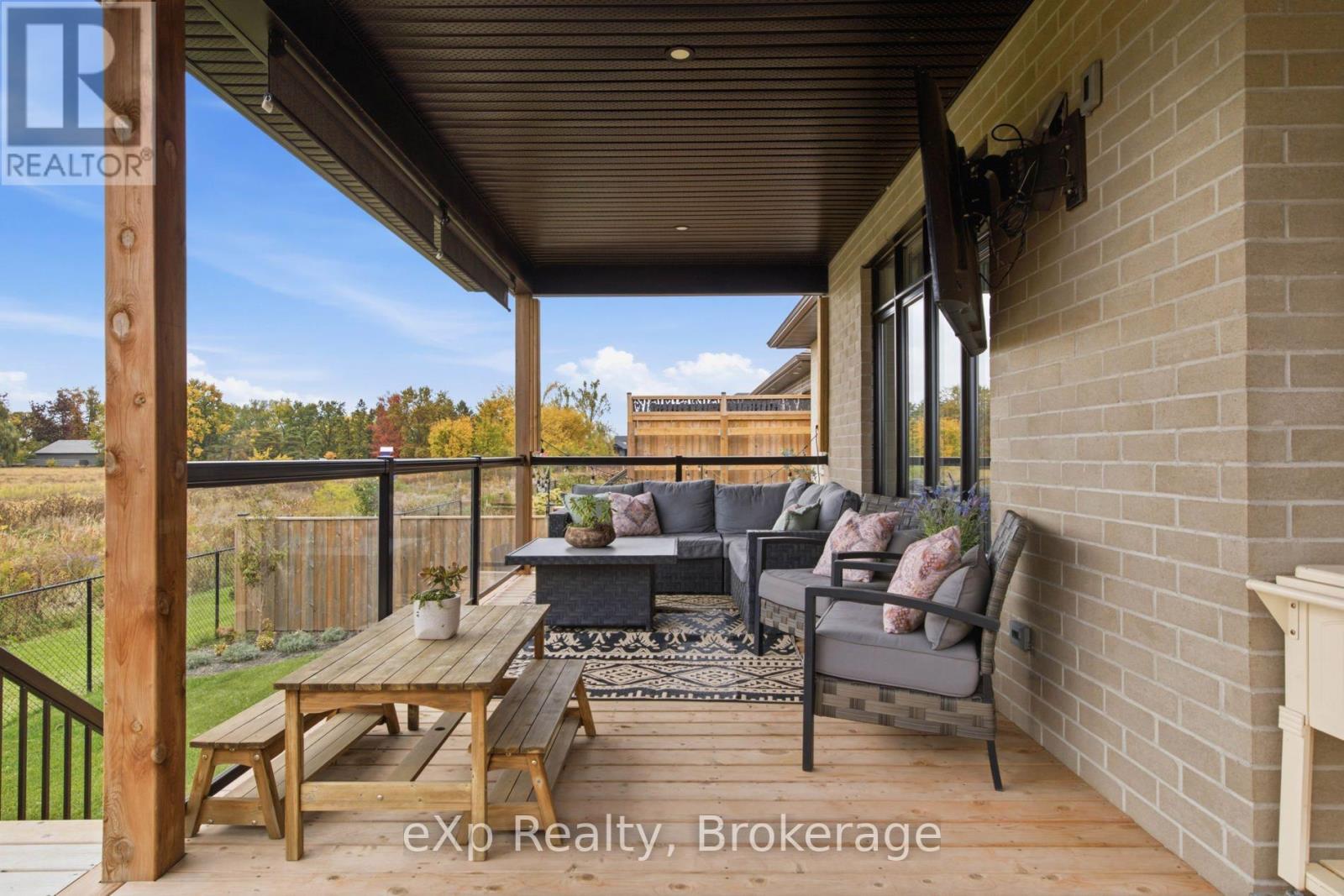 160 Orr Street Property Photo 43