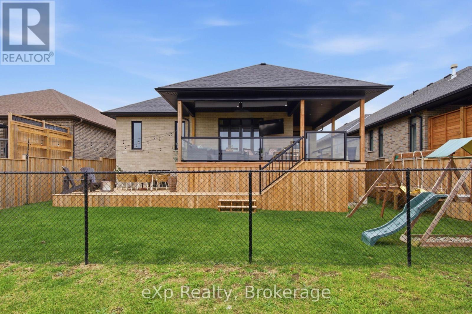 160 Orr Street Property Photo 49