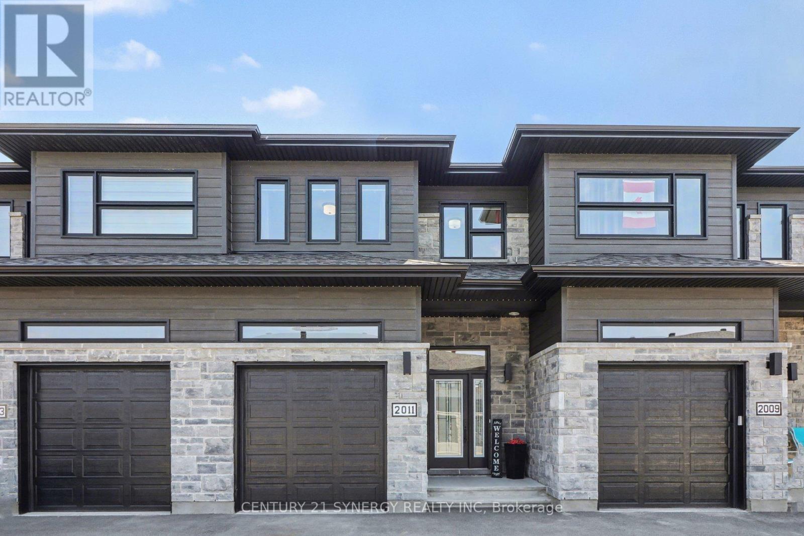 2011 Berne Street Property Photo 3
