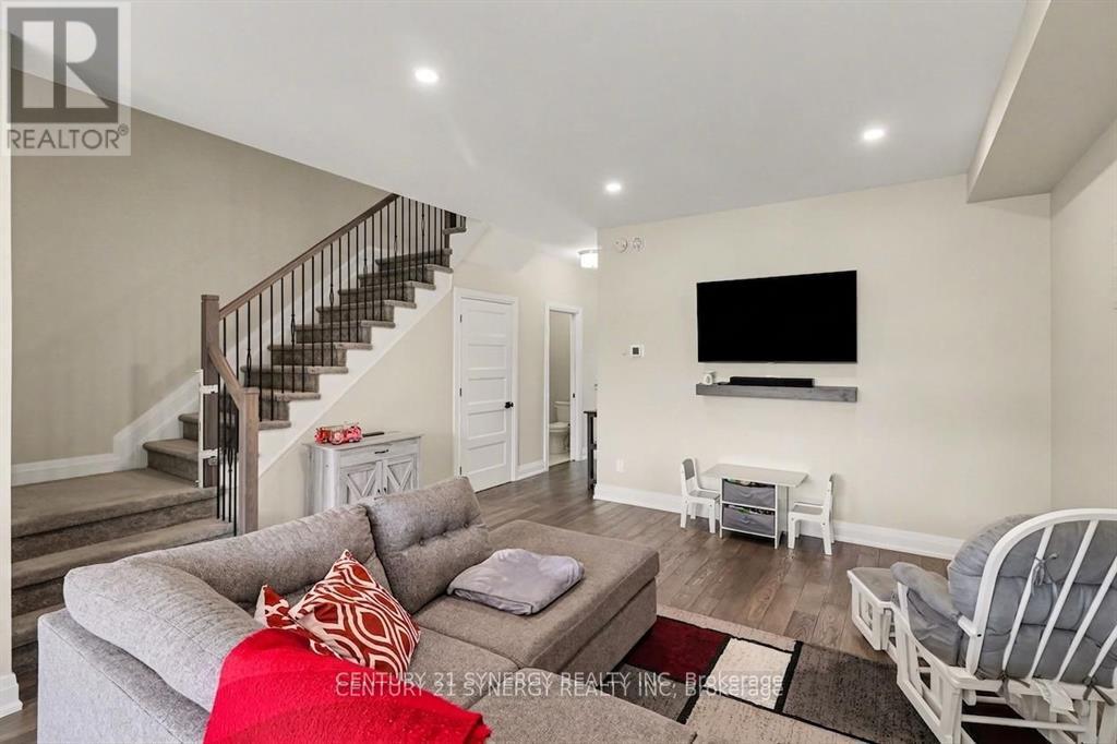 2011 Berne Street Property Photo 10