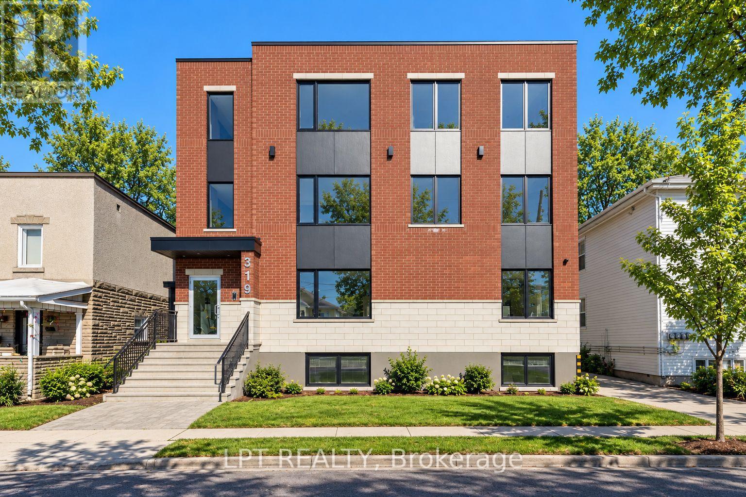 9 - 319 Shakespeare Street Property Photo 1