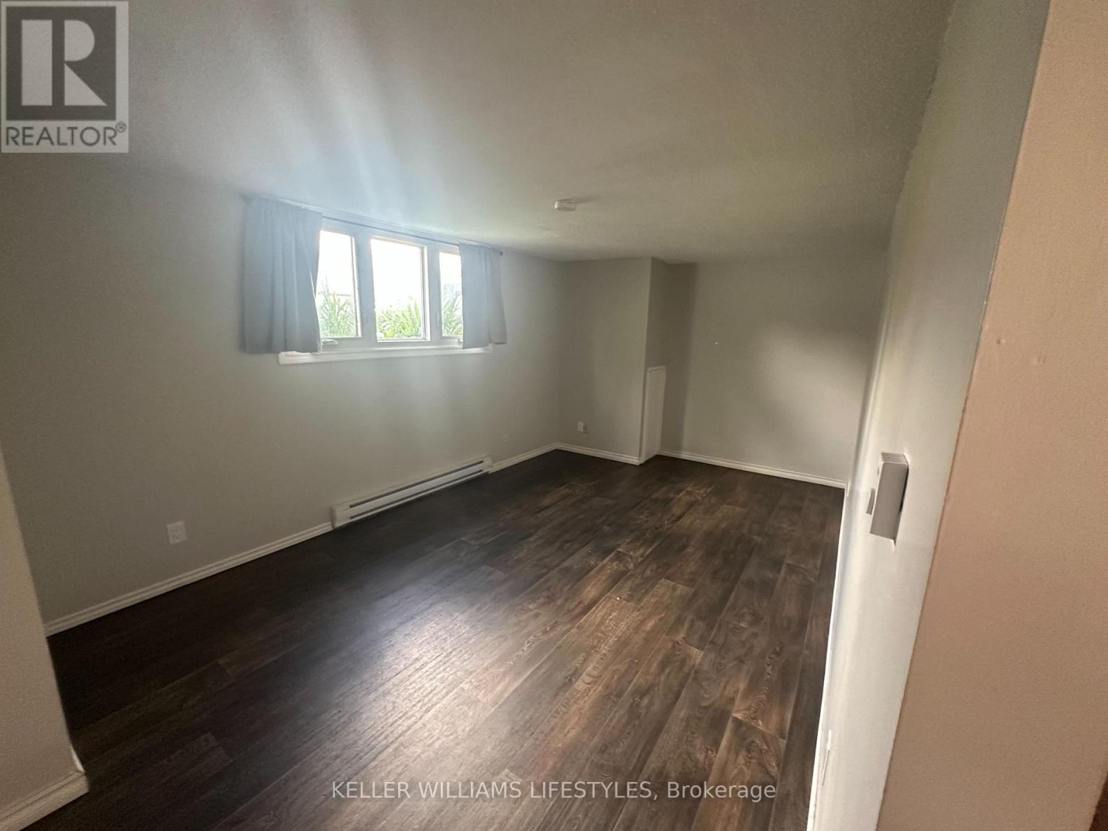 A - 7 Inverness Street Property Photo 7