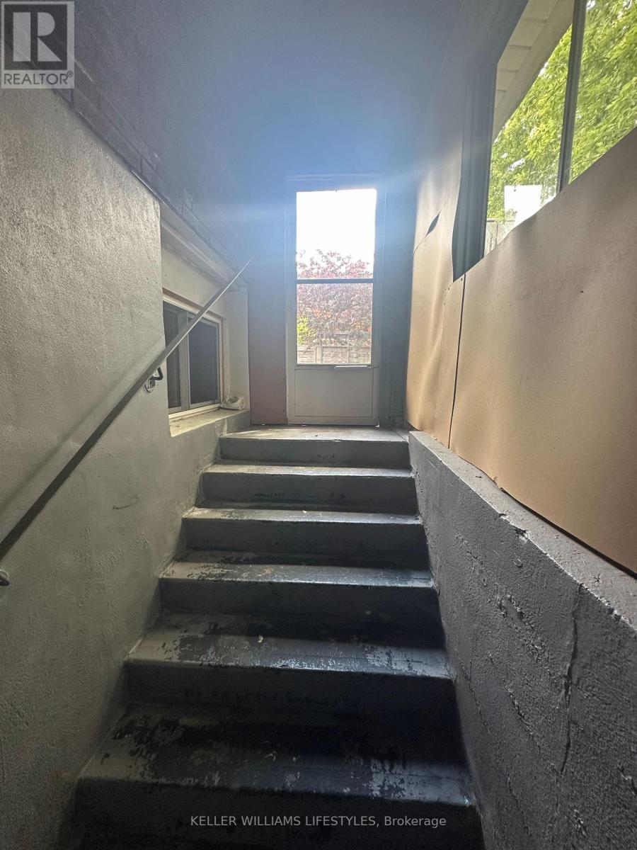A - 7 Inverness Street Property Photo 13