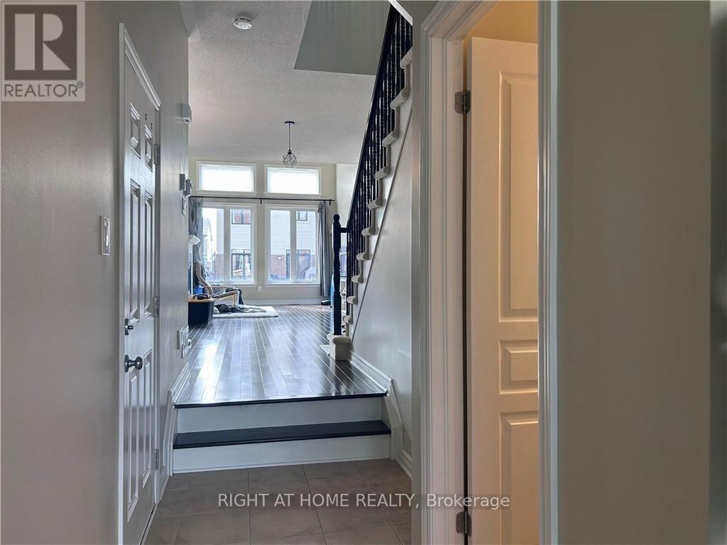 105 Nutting Crescent Property Photo 2