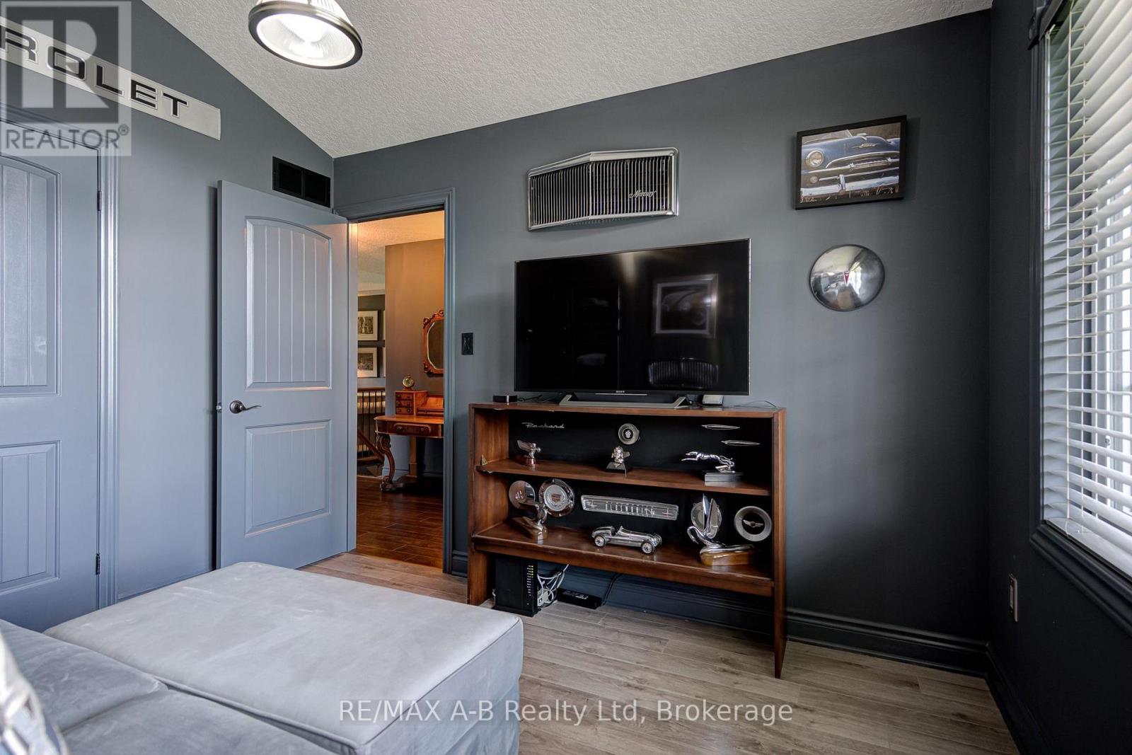 131 Guest Court Property Photo 8