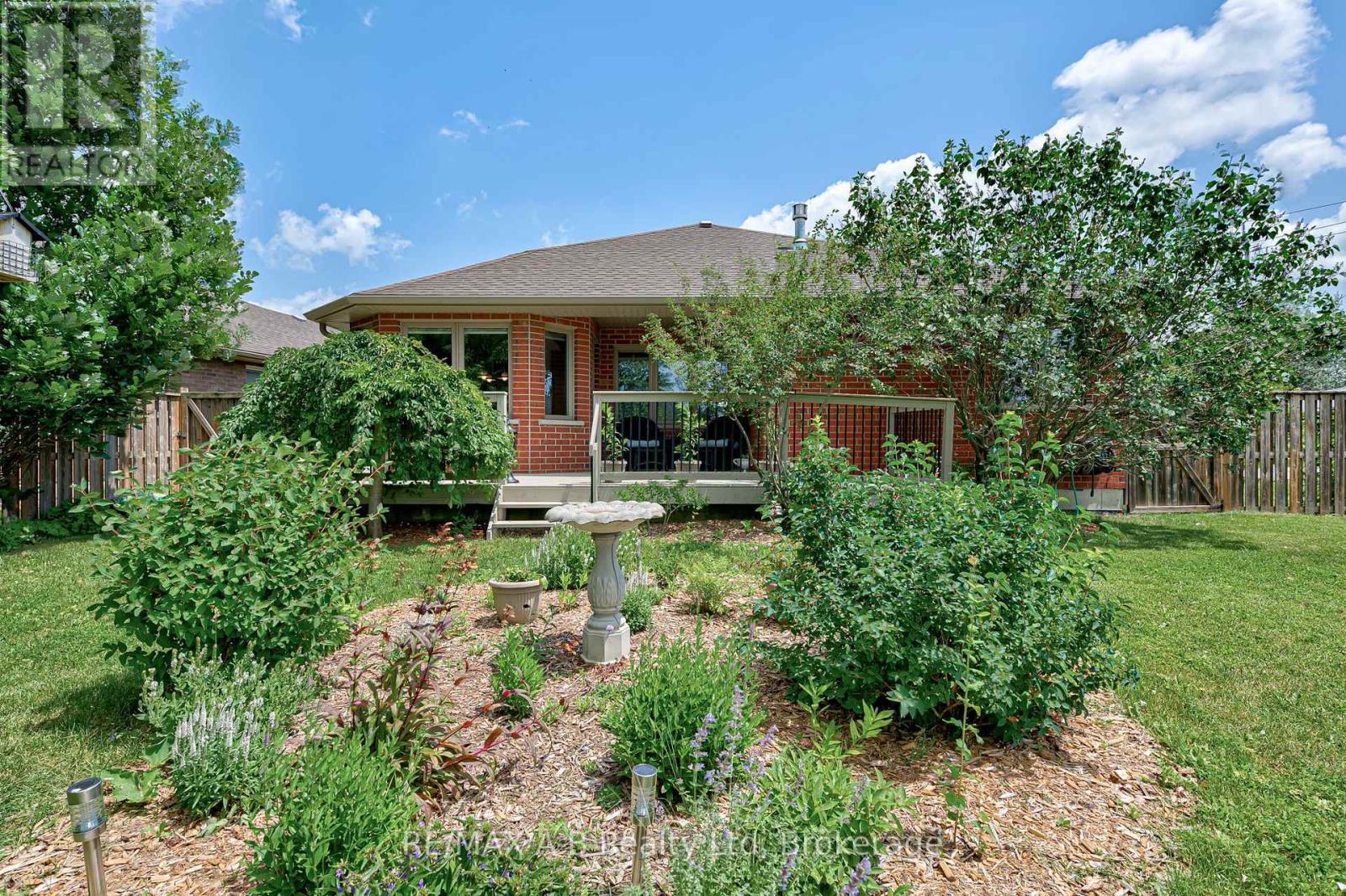 131 Guest Court Property Photo 43