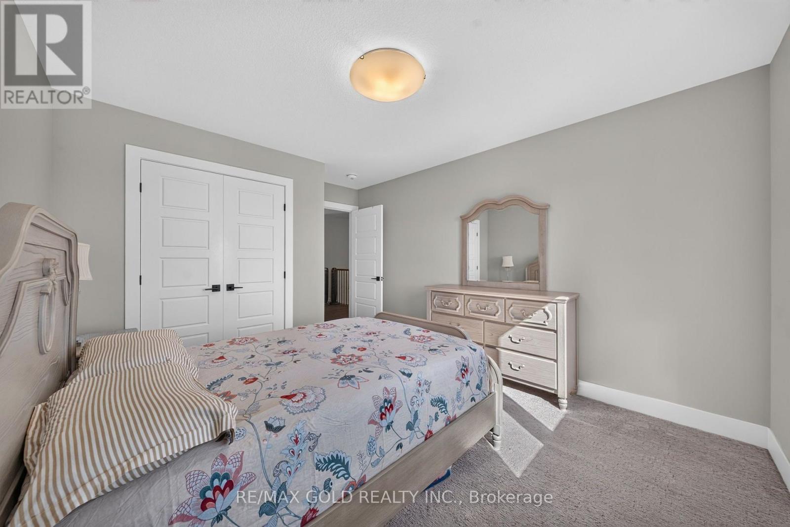 1867 Fountain Grass Drive Property Photo 34