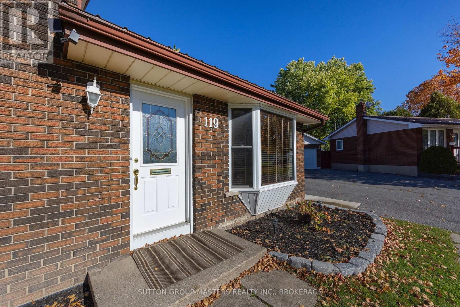 119 Chesterfield Drive Property Photo 4