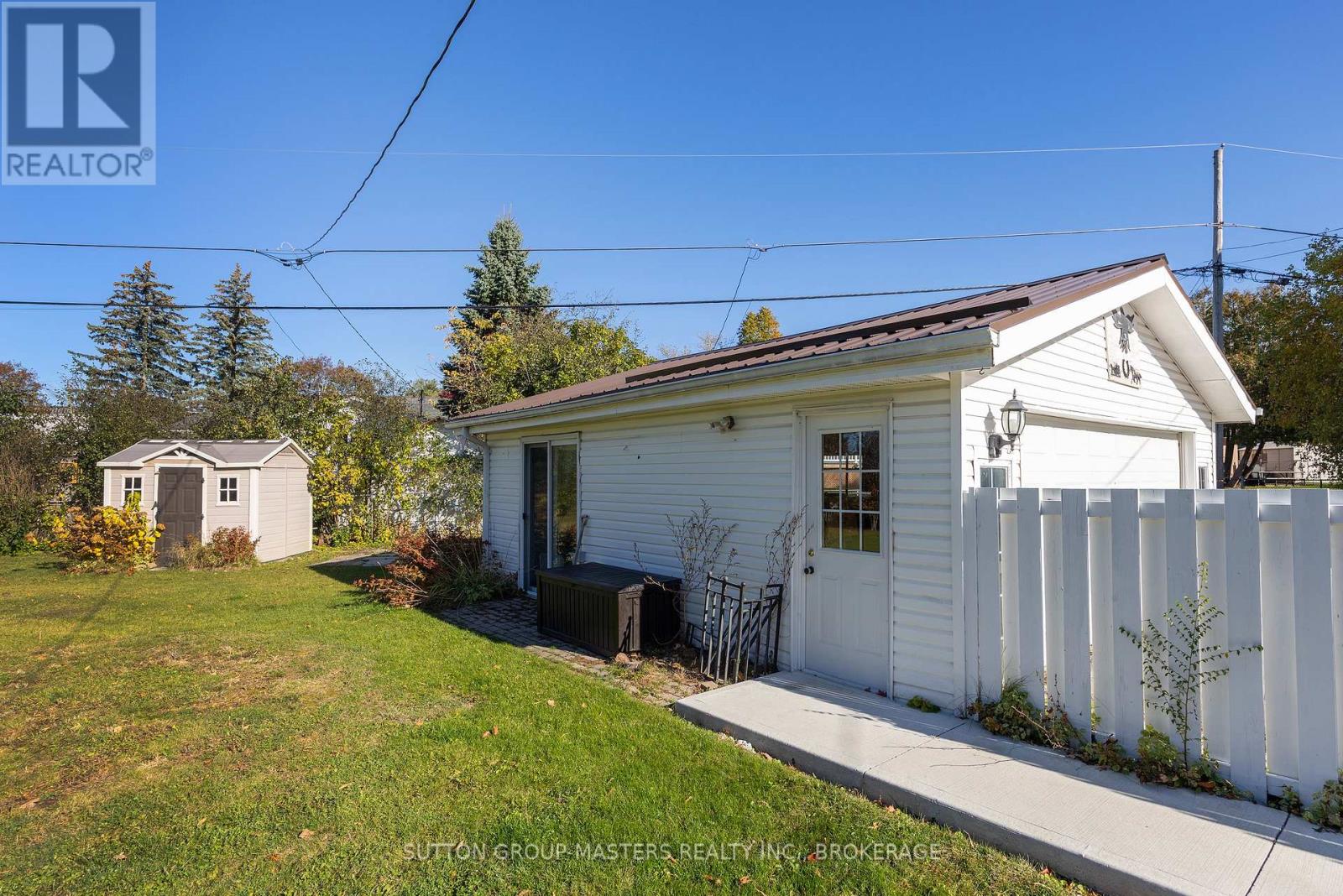 119 Chesterfield Drive Property Photo 7