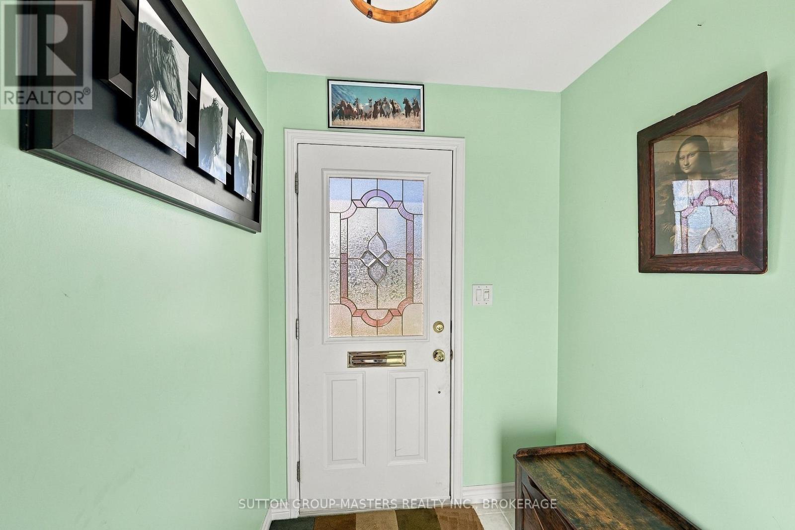 119 Chesterfield Drive Property Photo 8