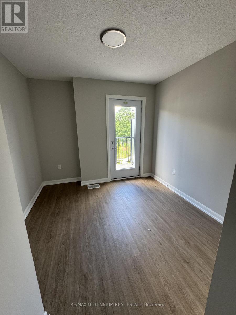 214 - 708 Woolwich Street Property Photo 14