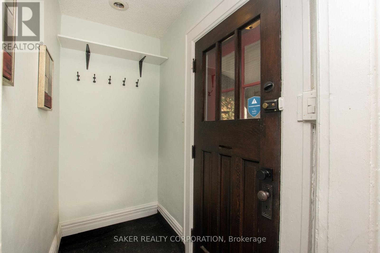 128 Mount Pleasant Avenue Property Photo 6