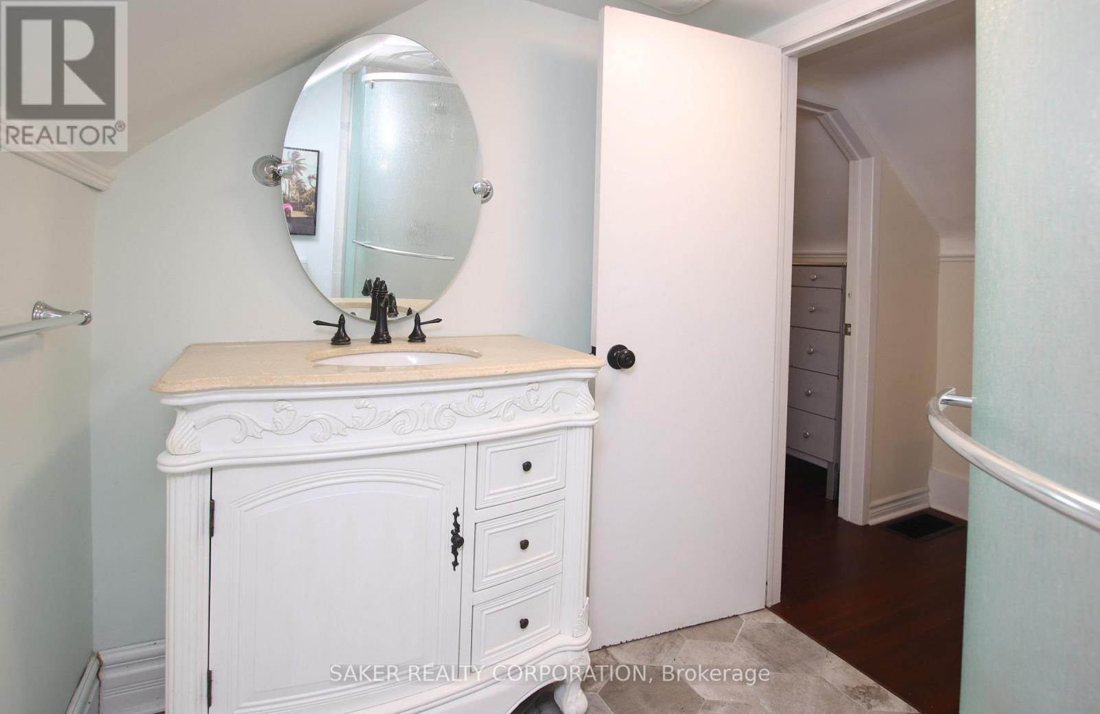 128 Mount Pleasant Avenue Property Photo 28
