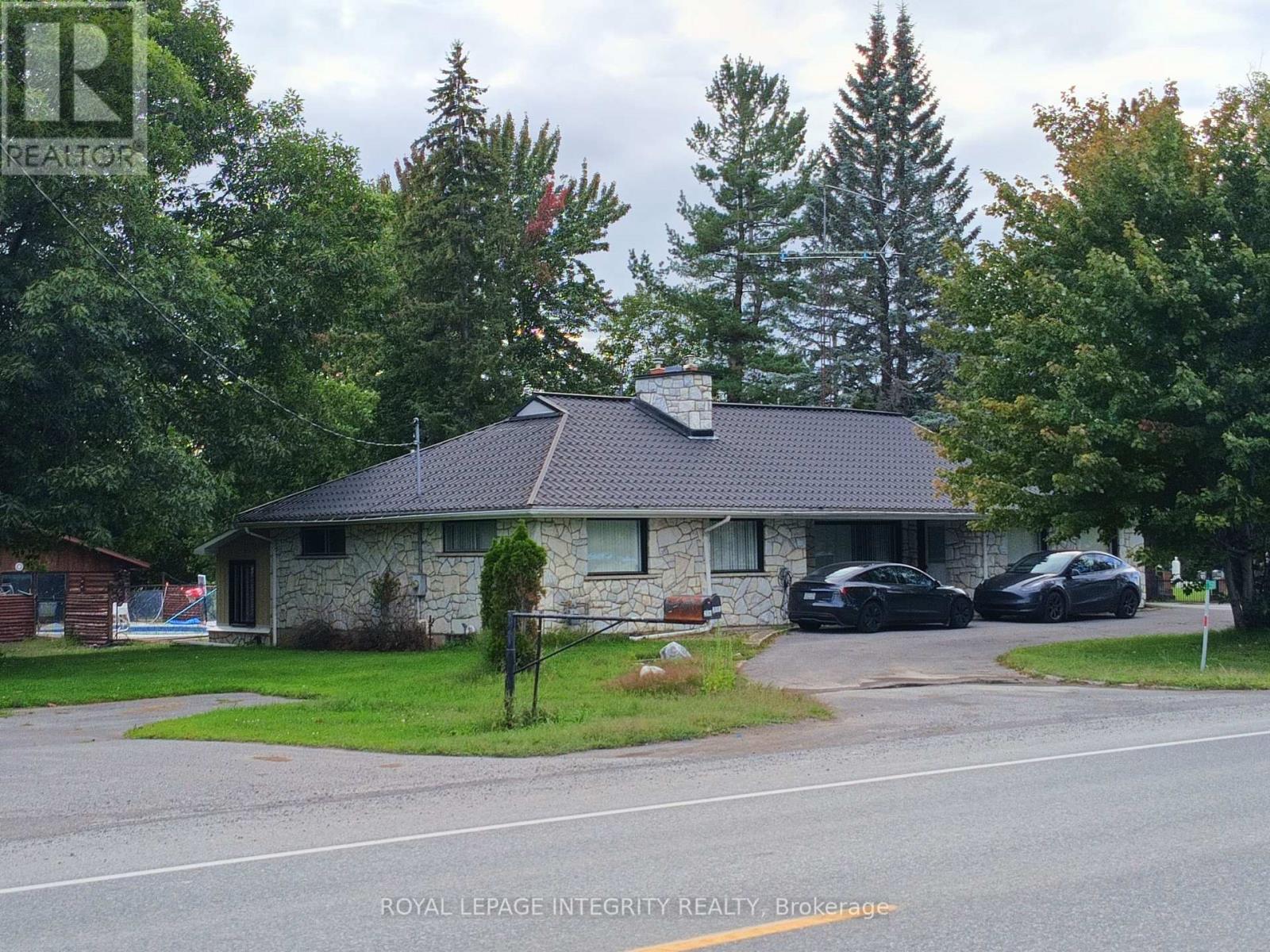2591 Carp Road Property Photo 20