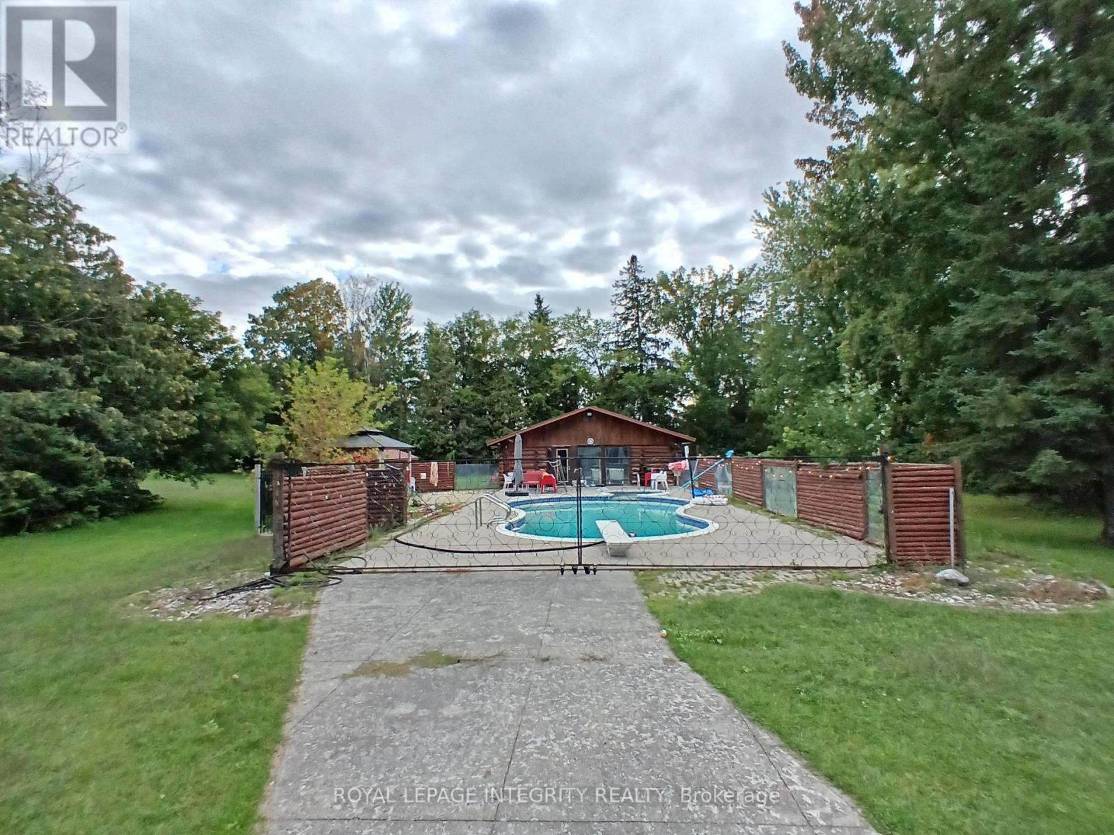 2591 Carp Road Property Photo 29