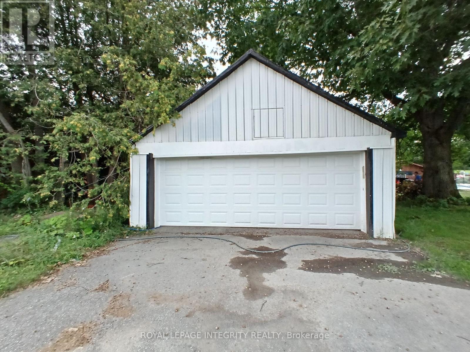 2591 Carp Road Property Photo 31