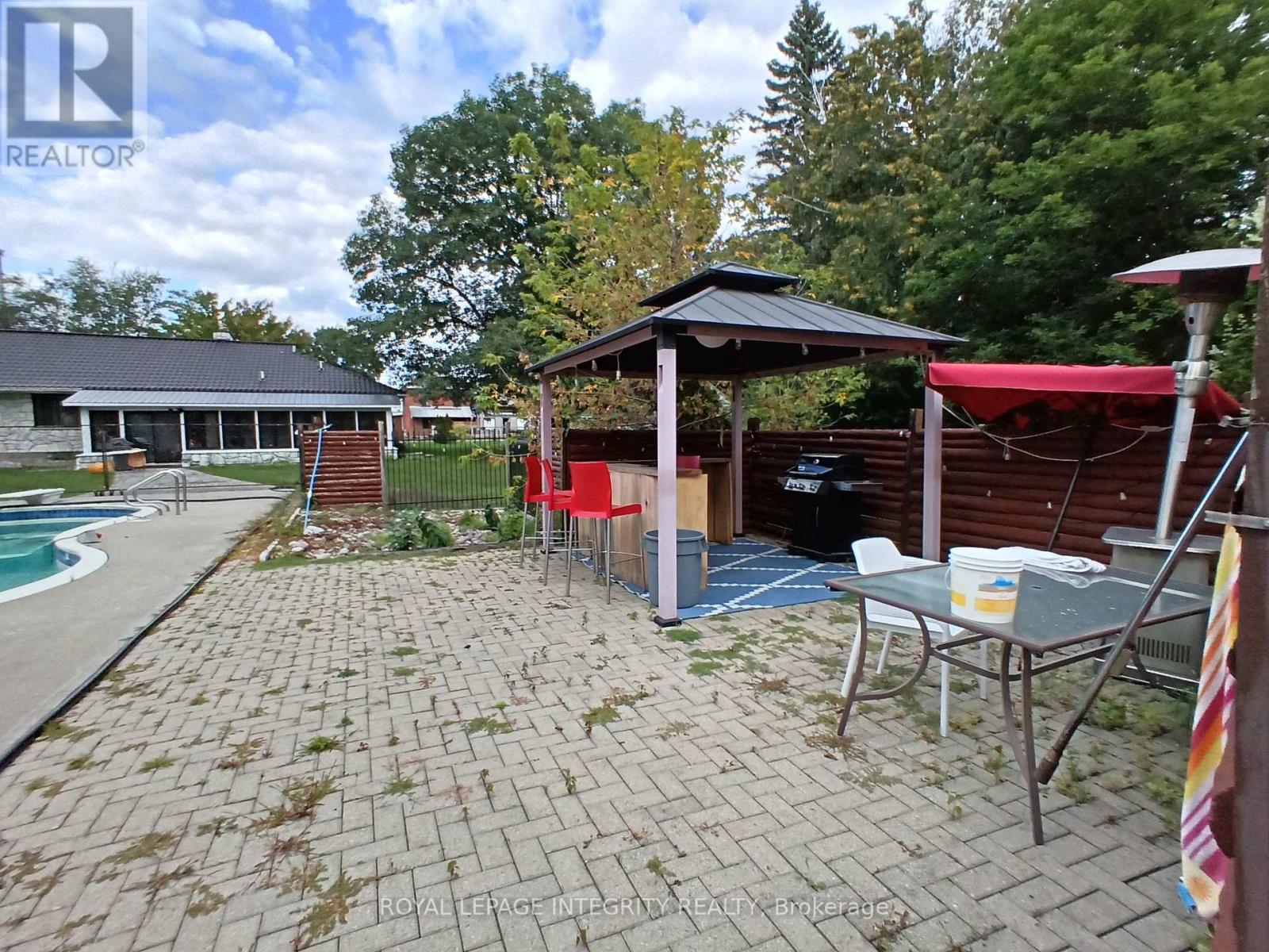 2591 Carp Road Property Photo 38