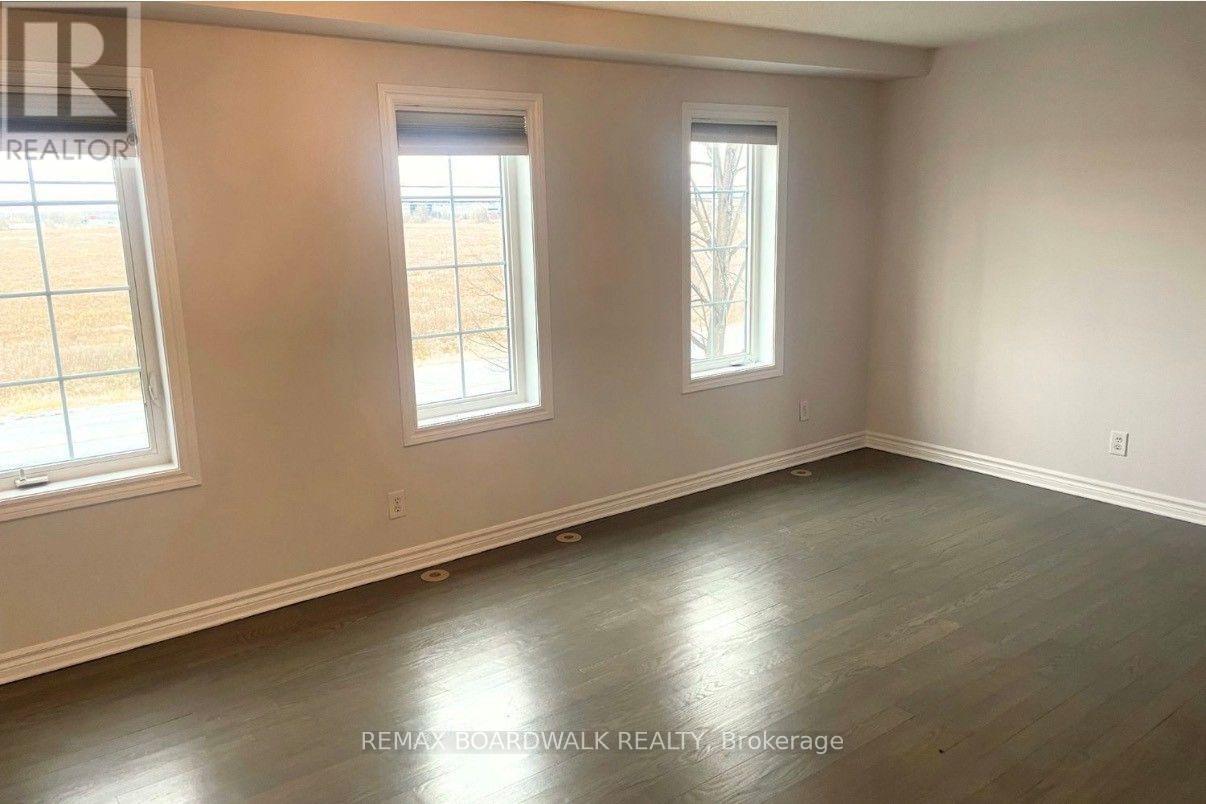 1736 Maple Grove Road Property Photo 5