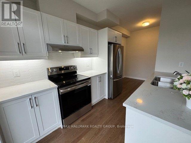 521 Galanthus Walk Property Photo 10