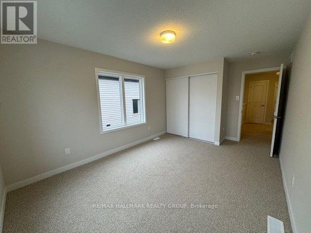 521 Galanthus Walk Property Photo 14