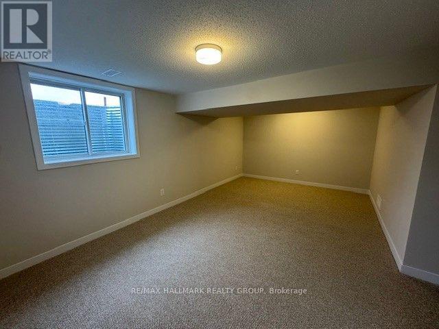 521 Galanthus Walk Property Photo 20