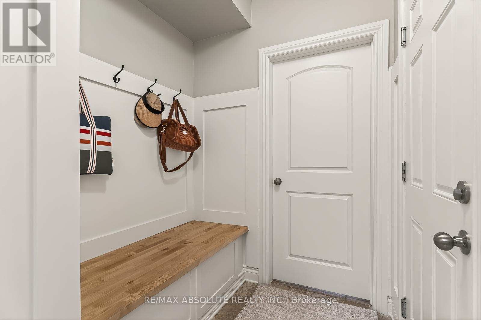 414 Landswood Way Property Photo 24