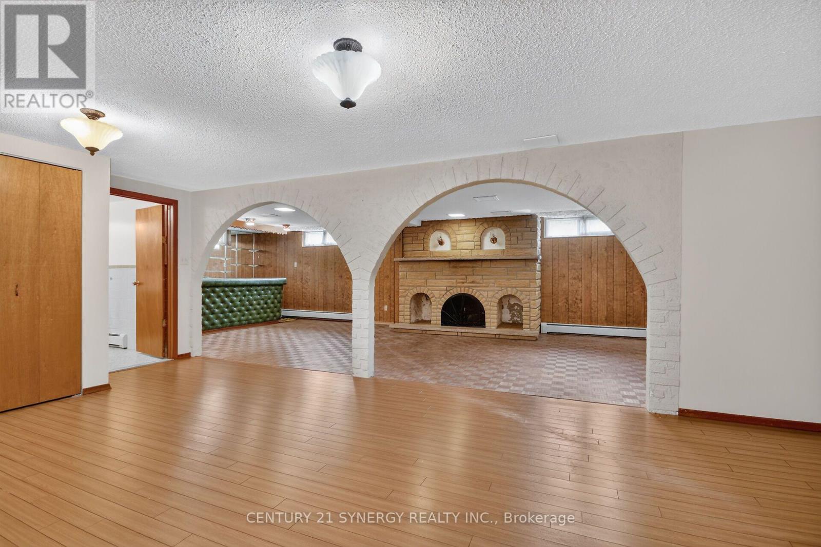 974 Greenbriar Avenue Property Photo 31