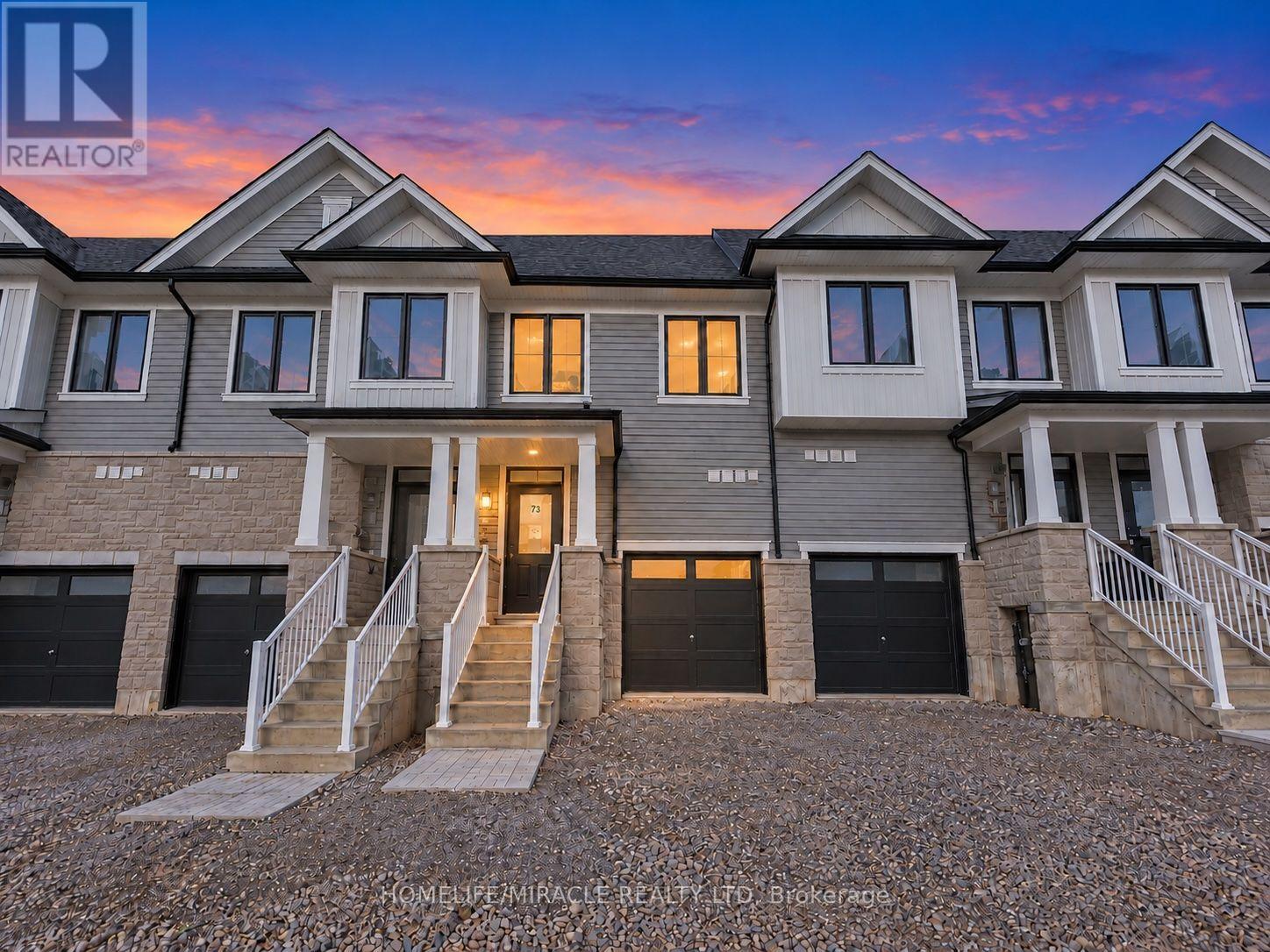 8 Elite Crescent Property Photo 1