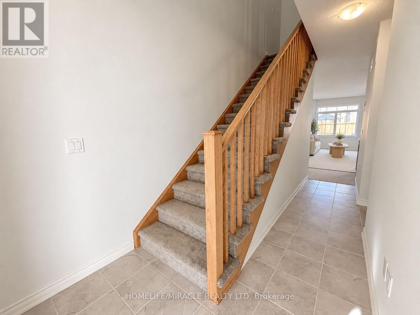 8 Elite Crescent Property Photo 3
