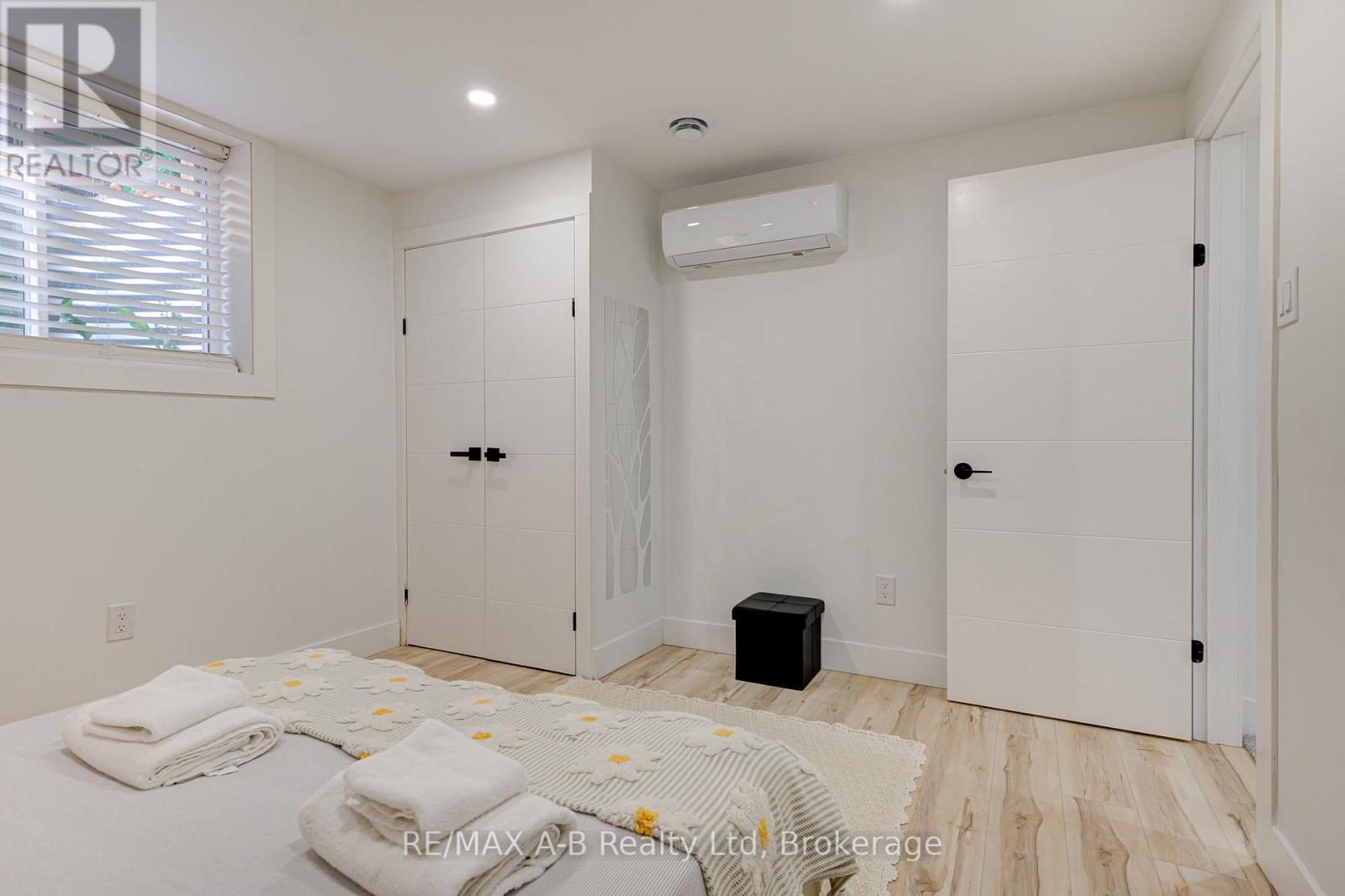 258 Bradshaw Drive Property Photo 8
