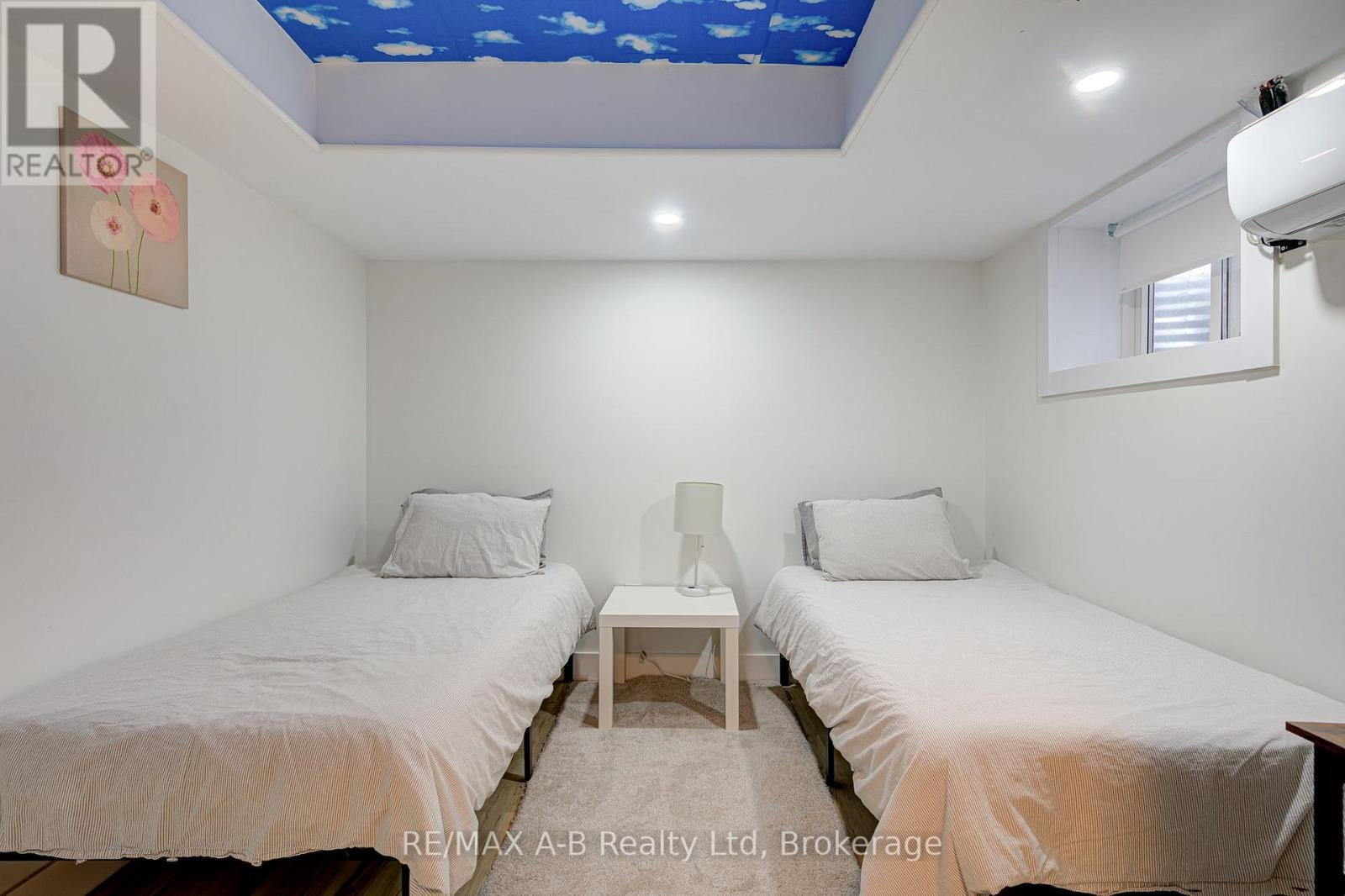 258 Bradshaw Drive Property Photo 10