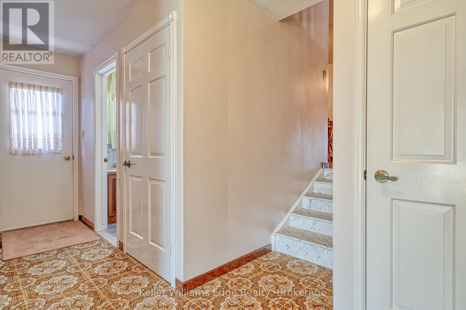 68 Ridley Drive Property Photo 9
